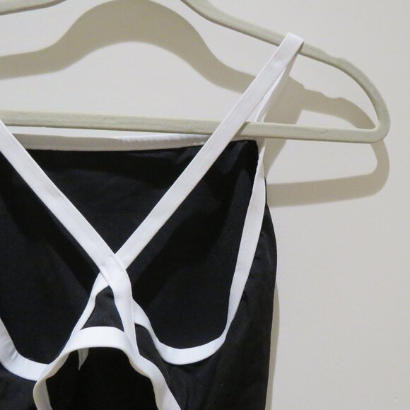 SPEEDO One Piece Flyback Training Endurance+ Swimsuit in Speedo Black Sport NWT - Picture 11 of 13